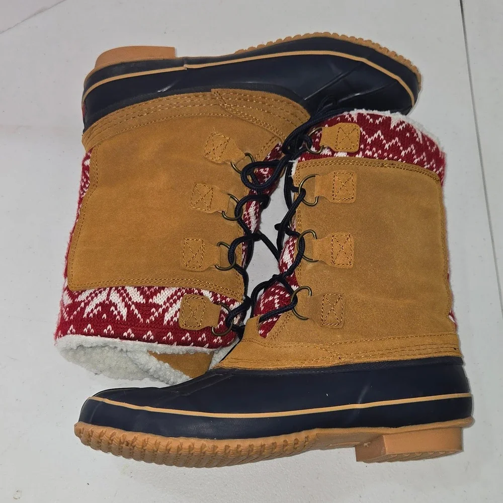 Khombu Vail Womens 9.5 Duck Boots Tan Leather Faux Fur Red White Sweater Trim
